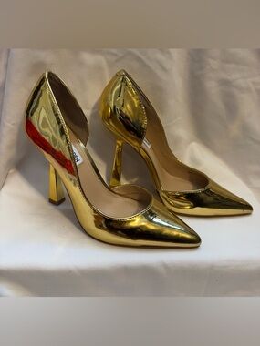 Steve Madden Damzil Women's Metallic Pointed Toe Pumps